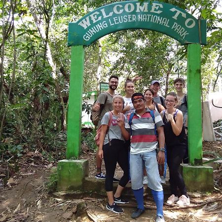 Jungle Treking & Jungle Tour If You Want To Stay Here,You Must Book Treking Only With Us Bukit Lawang Kültér fotó