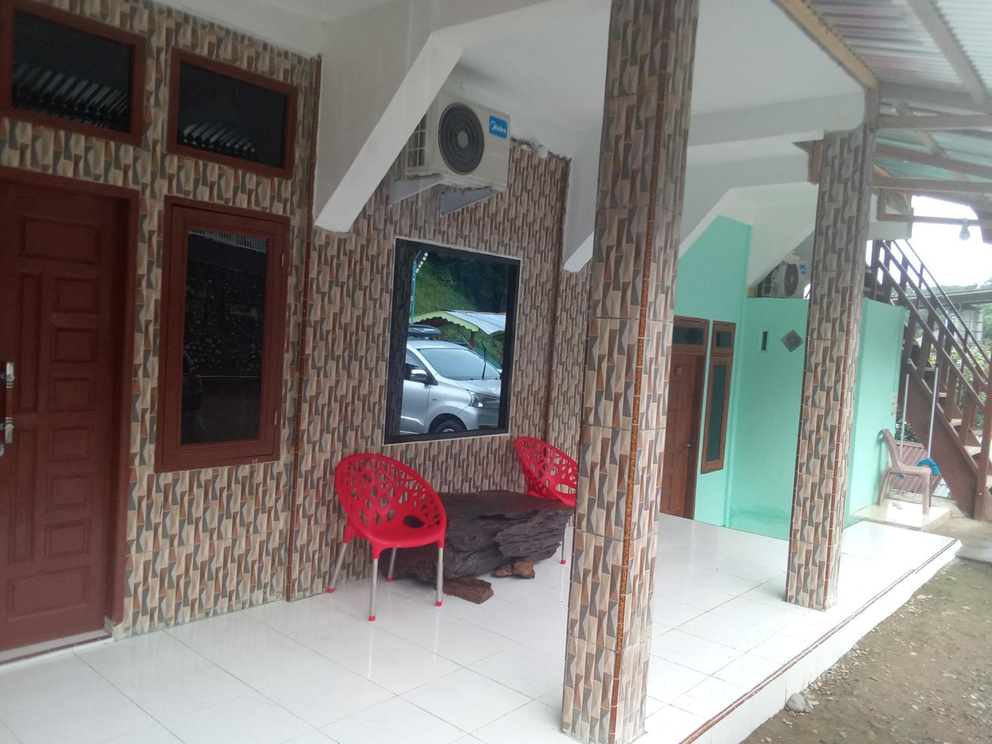 Jungle Treking & Jungle Tour If You Want To Stay Here,You Must Book Treking Only With Us Bukit Lawang Kültér fotó